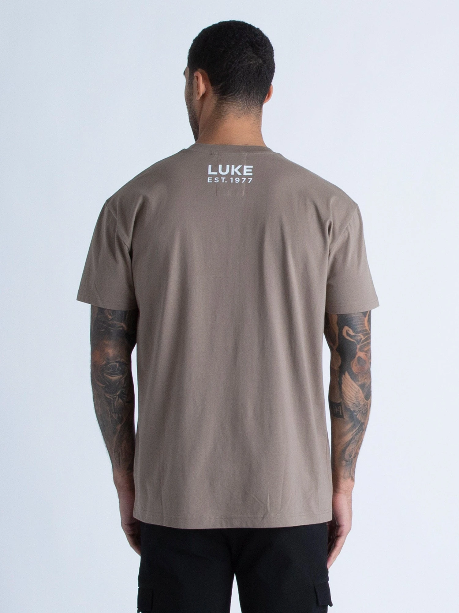 NATIONAL T-SHIRT 6 NATIONAL T-SHIRT - Image 4